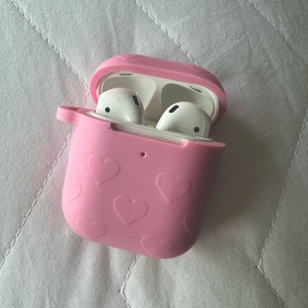 Apple Aipods with Pink Stoney Clover AirPods Case